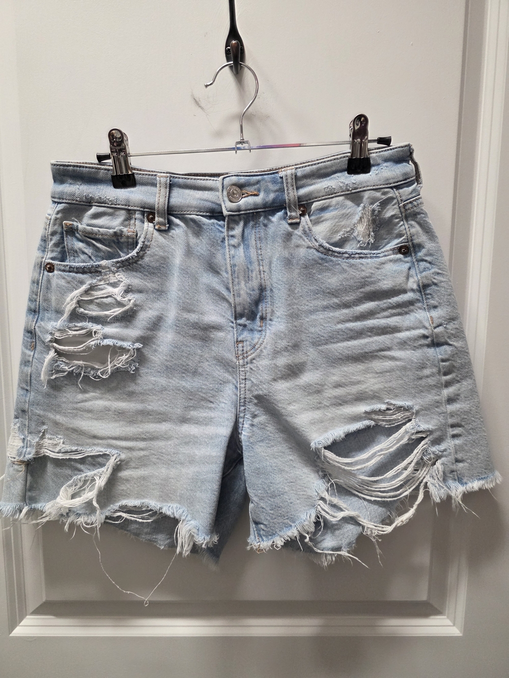 American Eagle High Waisted Shorts - Size 4